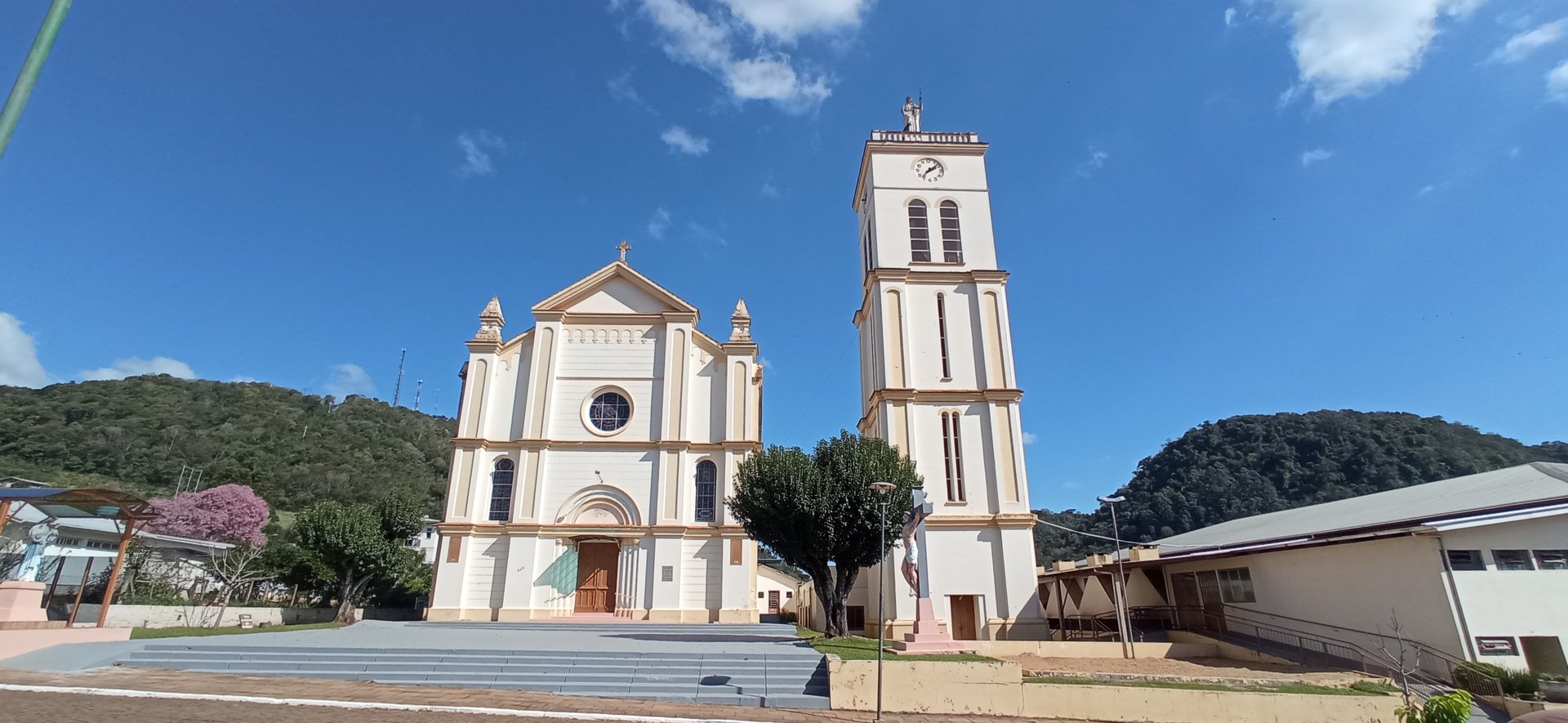 Igreja Matriz Nossa Senhora da Saúde