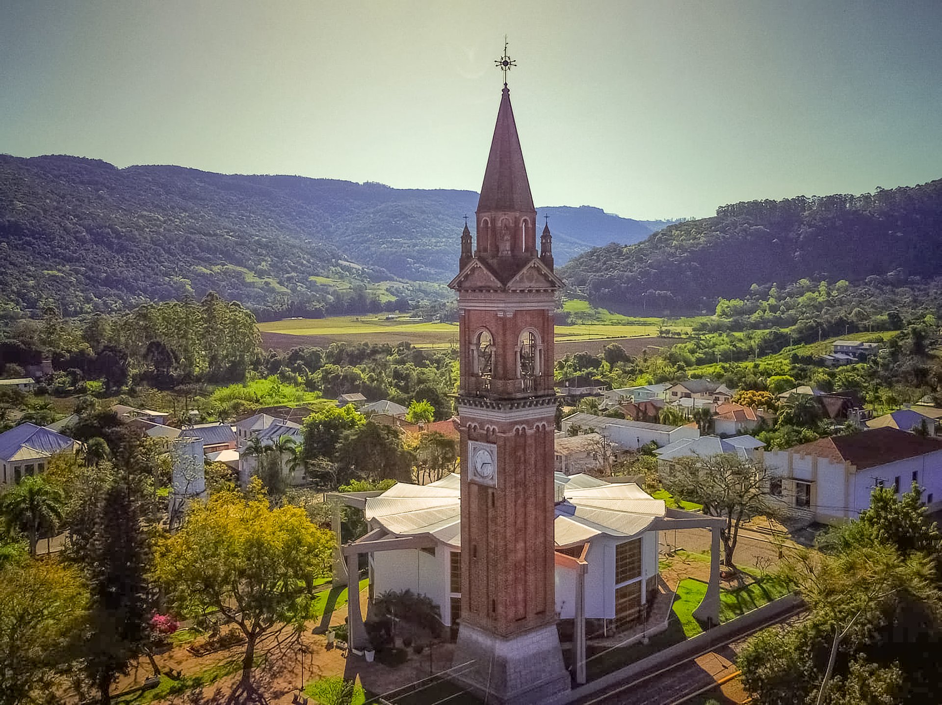 CAMPANÁRIO DA IGREJA