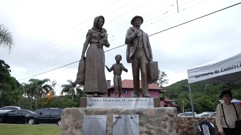Foto de Monumento 150 anos da imigração italiana no Rio Grande do Sul